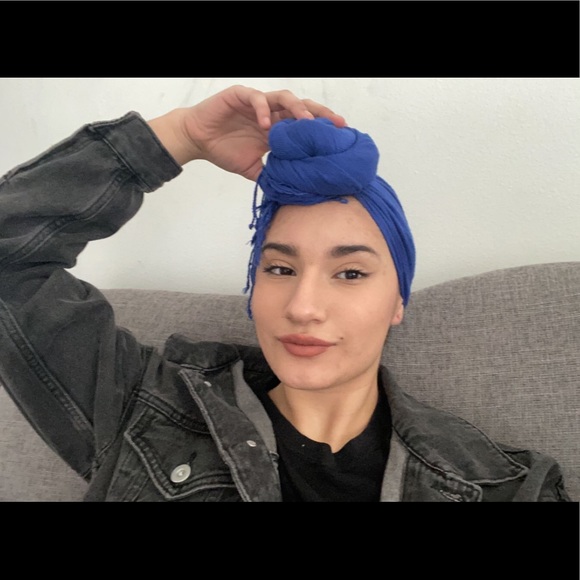 Meet your Posher, Rae - Picture 3 of 3